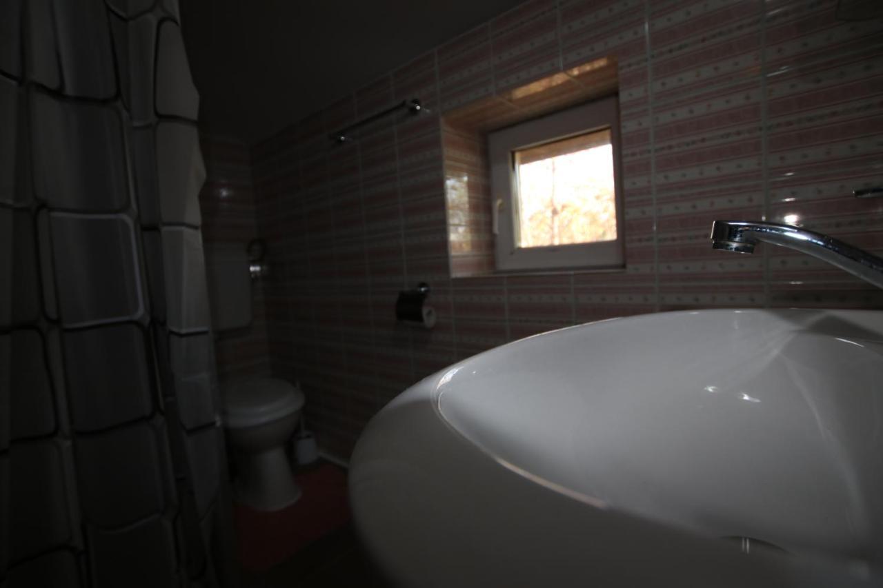 B&B Duo Caffe Baneasa Bukarest Exteriör bild
