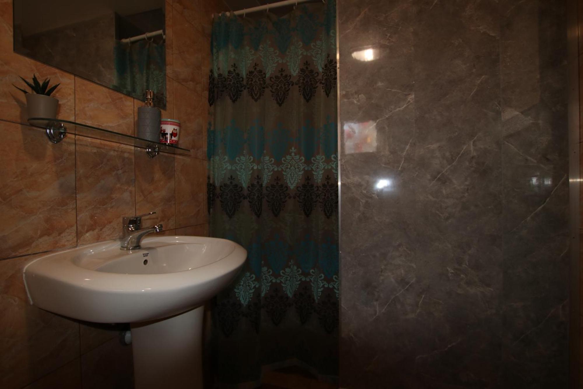 B&B Duo Caffe Baneasa Bukarest Exteriör bild